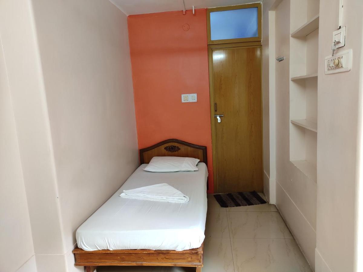 Sibi Lodge Coimbatore Esterno foto