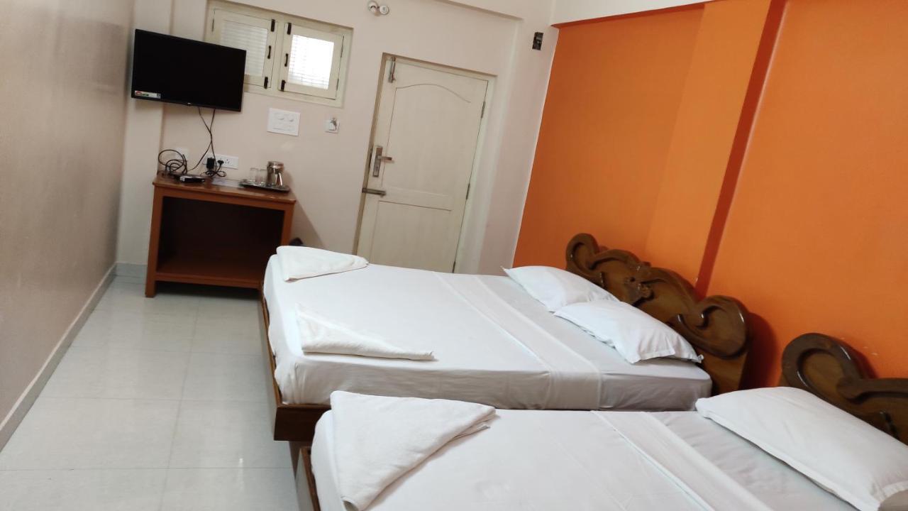 Sibi Lodge Coimbatore Esterno foto