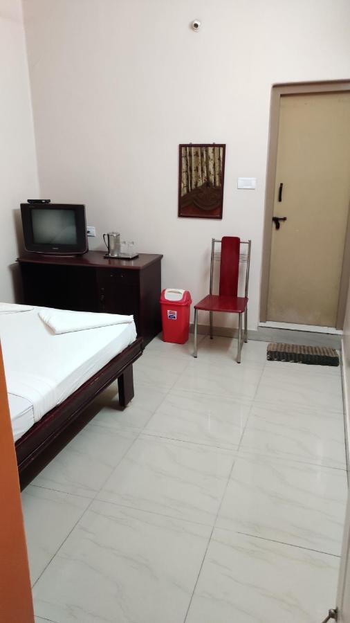 Sibi Lodge Coimbatore Esterno foto
