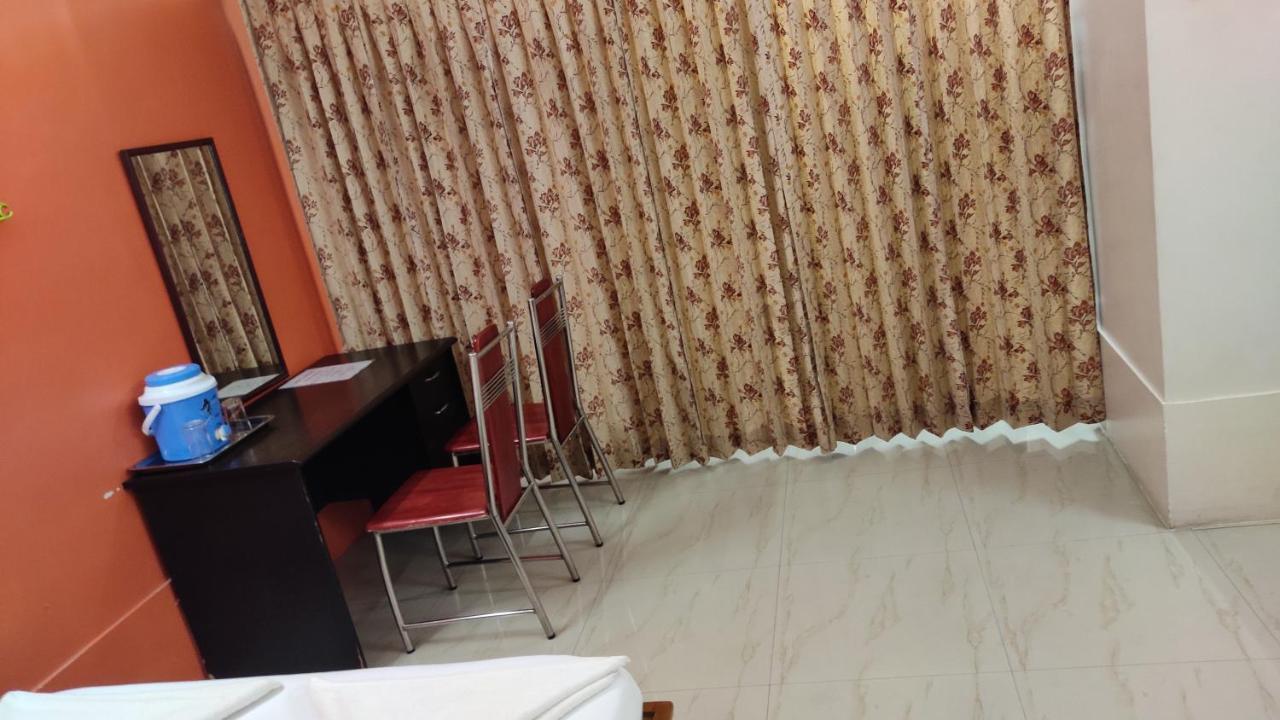 Sibi Lodge Coimbatore Esterno foto