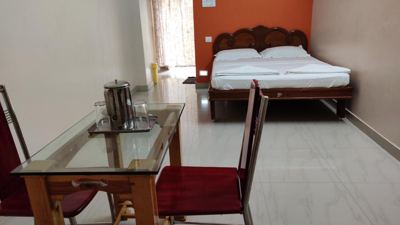 Sibi Lodge Coimbatore Esterno foto